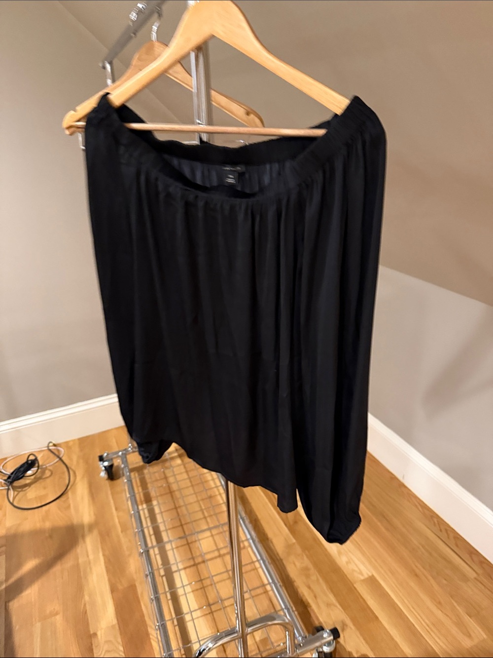 Ann Taylor Black off the shoulder Women's Blouse